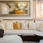 Beachfront Romilda Appartement