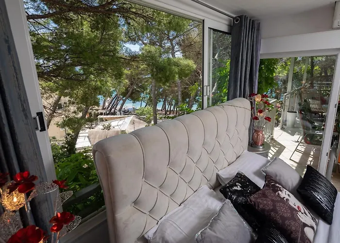 Beachfront Romilda Appartement