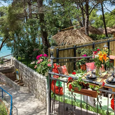 Beachfront Romilda *
