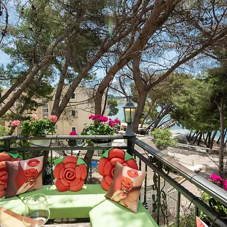 Beachfront Romilda * Макарська