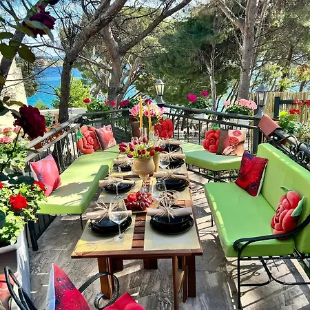 Beachfront Romilda Makarska