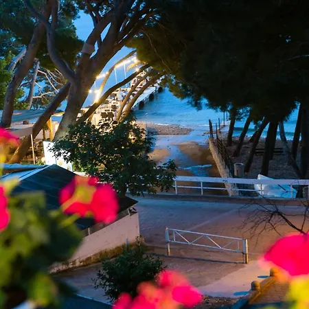 Beachfront Romilda * Makarska