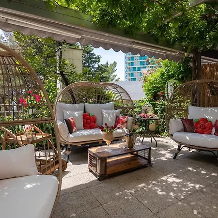 Apartment Beachfront Romilda Makarska