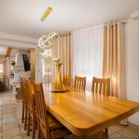 Apartment Beachfront Romilda