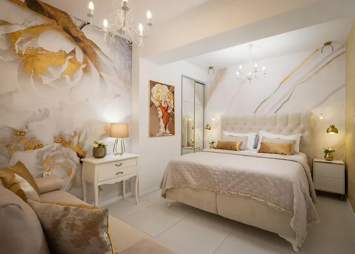 Beachfront Romilda Apartman *