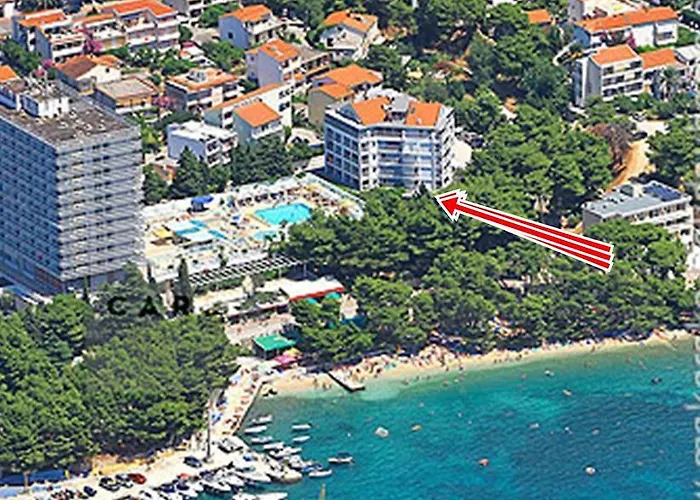 Beachfront Romilda Makarska